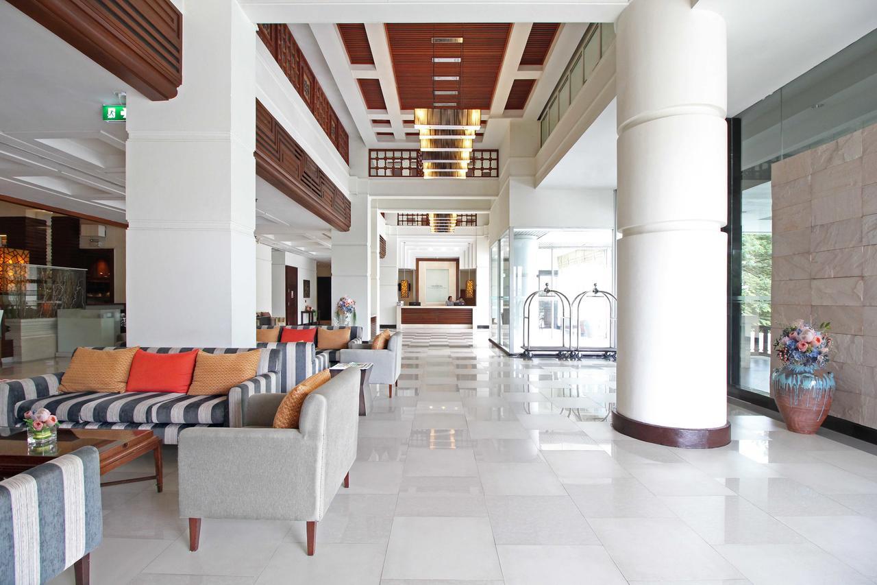 The Imperial Hotel & Convention Centre Korat Nakhon Ratchasima Ngoại thất bức ảnh